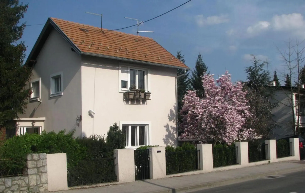 Discover Zagreb from 2BR Condo with Garden, Parking & EV Station
