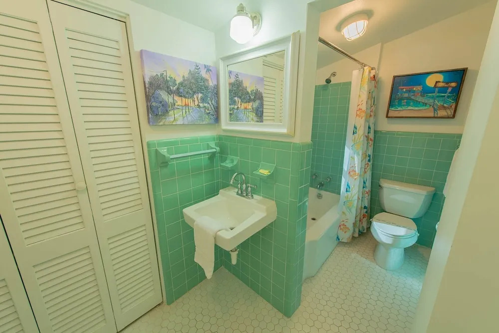 Anna Maria Cottage Apartment 3