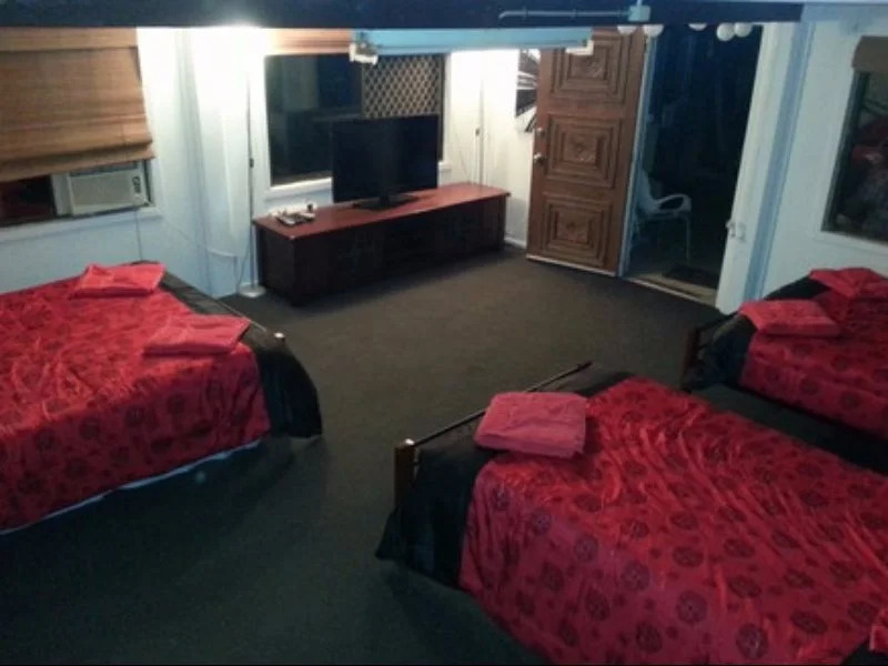 Moranbah Hostel