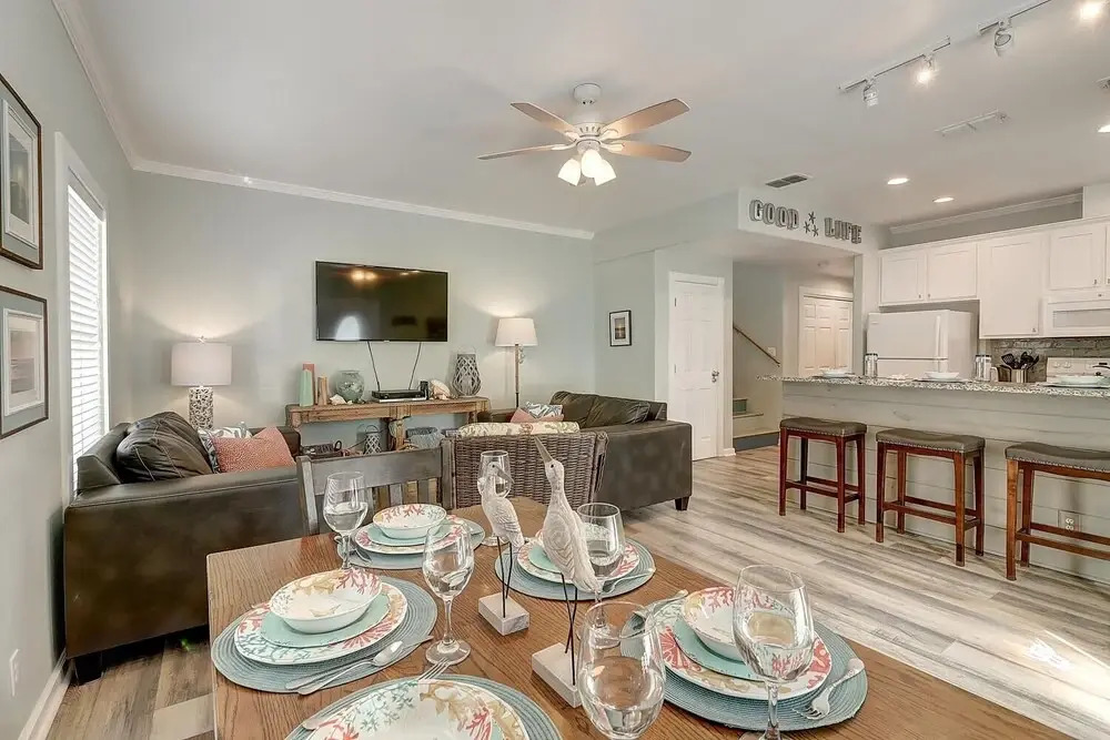 Agua Fresca MR187 - 3 Br Home