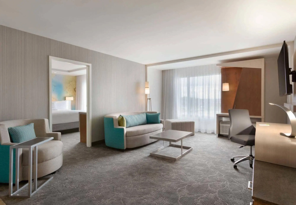 Courtyard by Marriott Toronto Mississauga/West