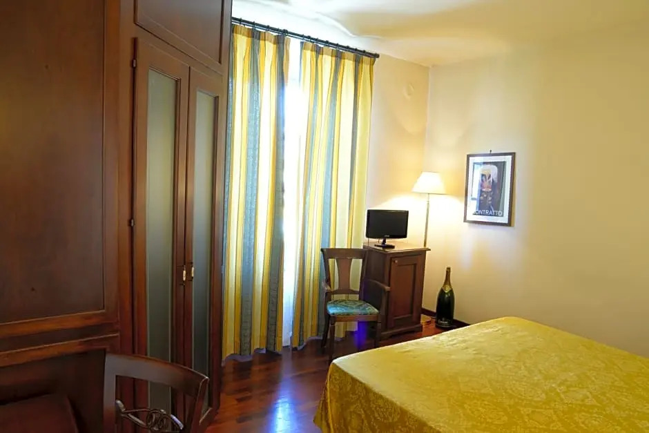 Villa Chiara Hotel