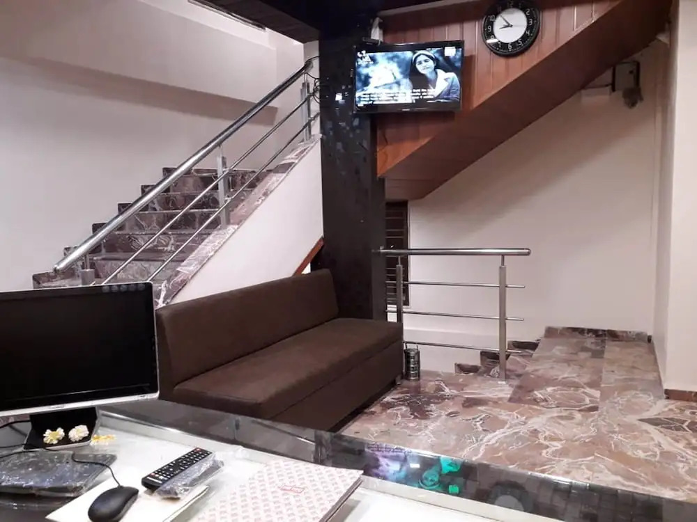 Punest Hospitality & Hotel