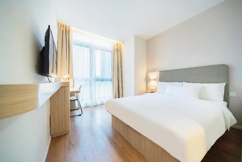 Hanting Hotel Shanghai Jiading New City Baiyin Road