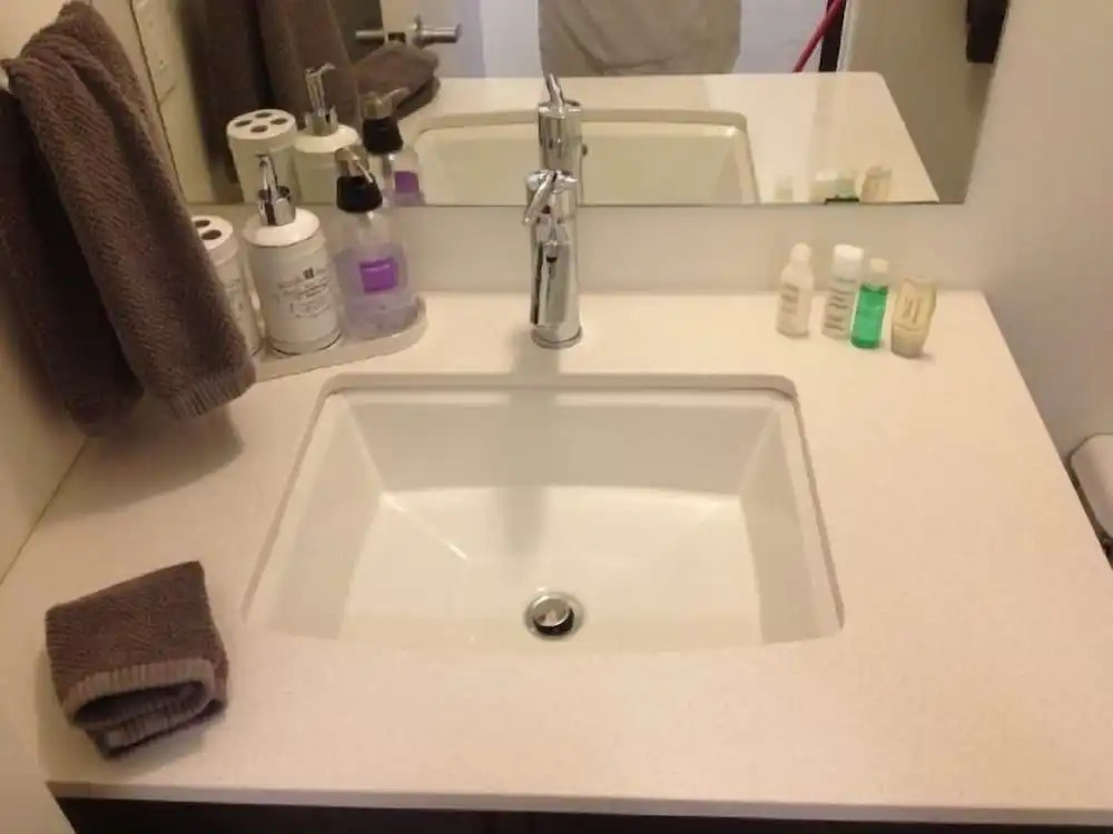 Square One Luxury Furnished Suite