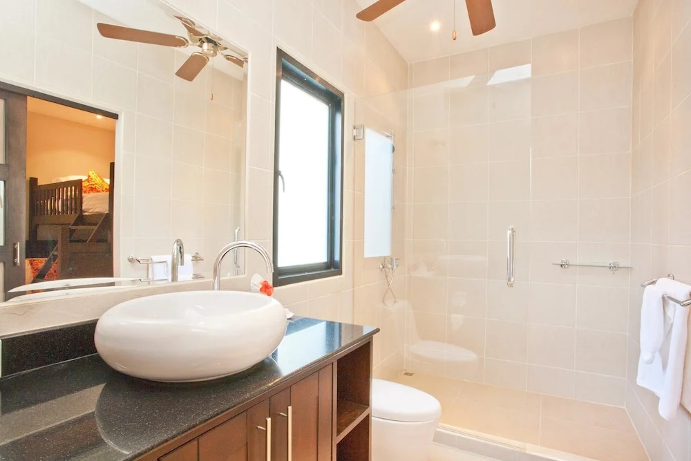 Villa Waew Opal 6 Bed Grand Property with In House Staff