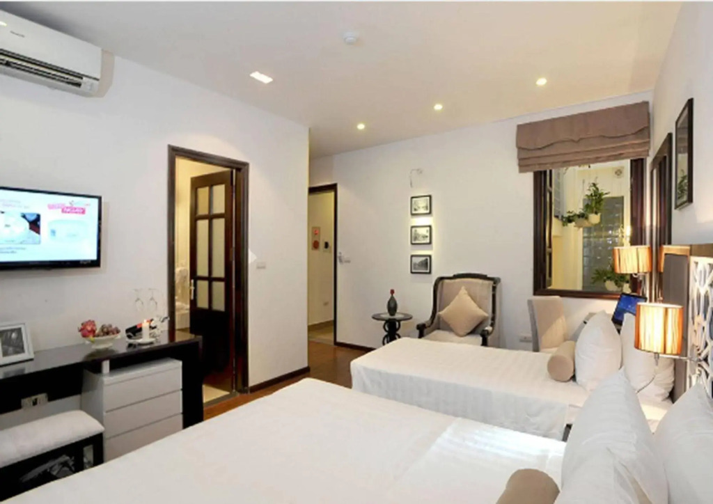 Hanoi Glance Hotel