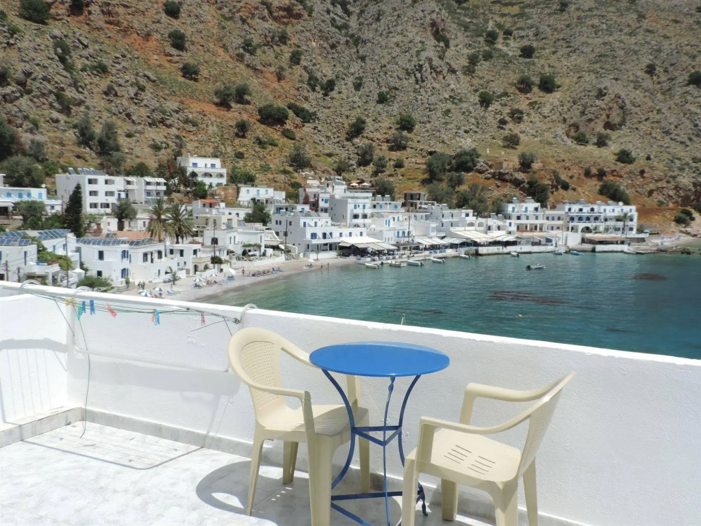 Madares Hotel