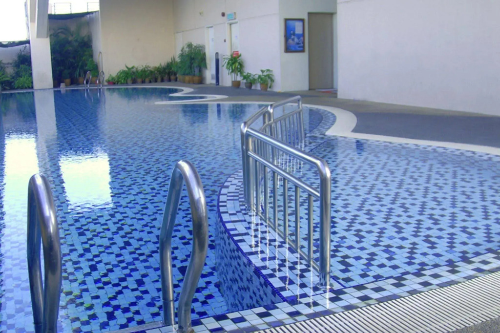 Mandarin Court Hotel