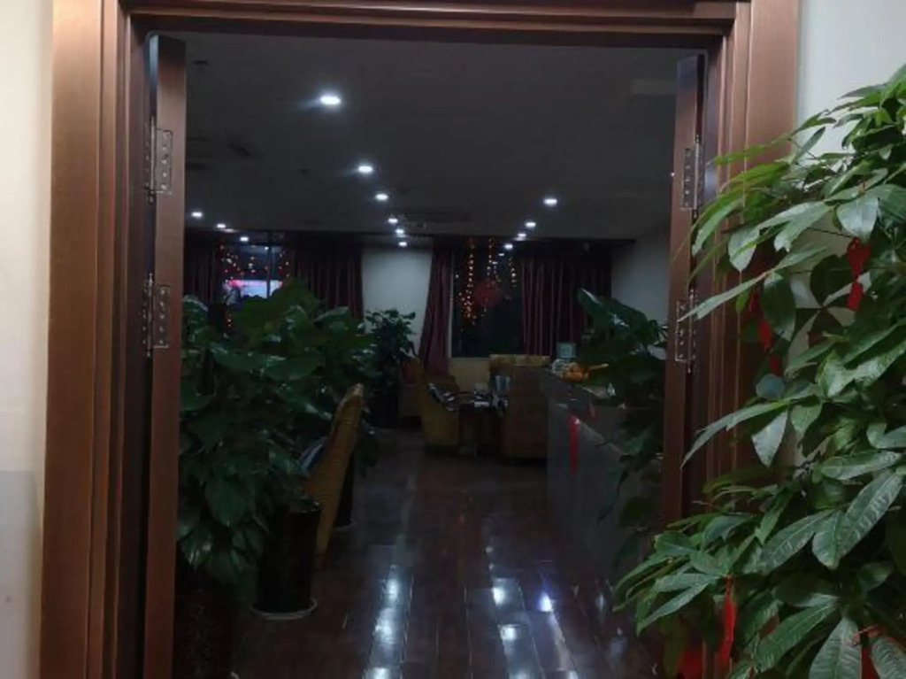 Shanshui S Hotel (Chengdu Kuanzhai Alley Tianfu Square)