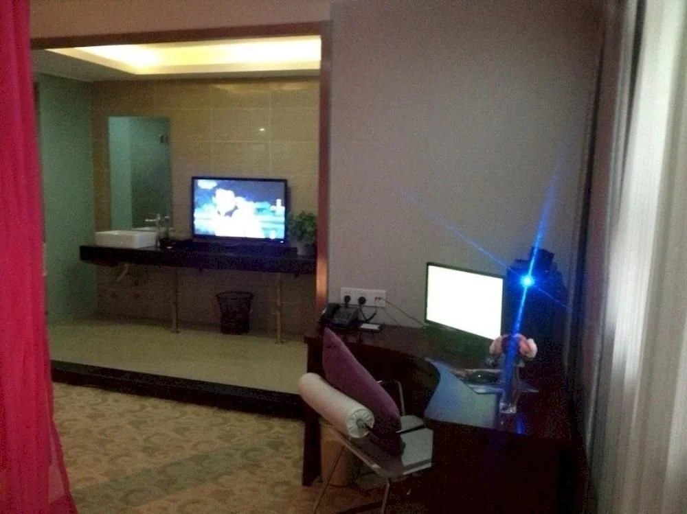 Provence Garden Hotel Wuhan Guanggu Branch
