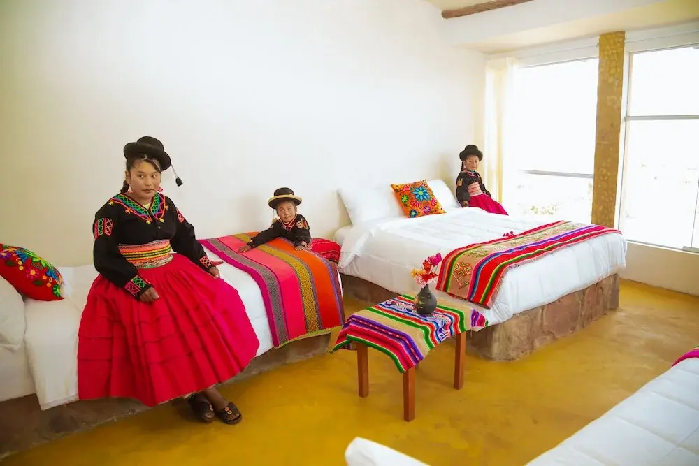 titicaca lodge - LUQUINA