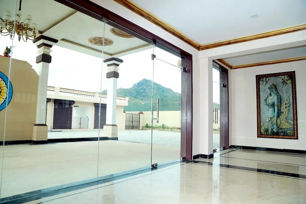 Athena Hotel