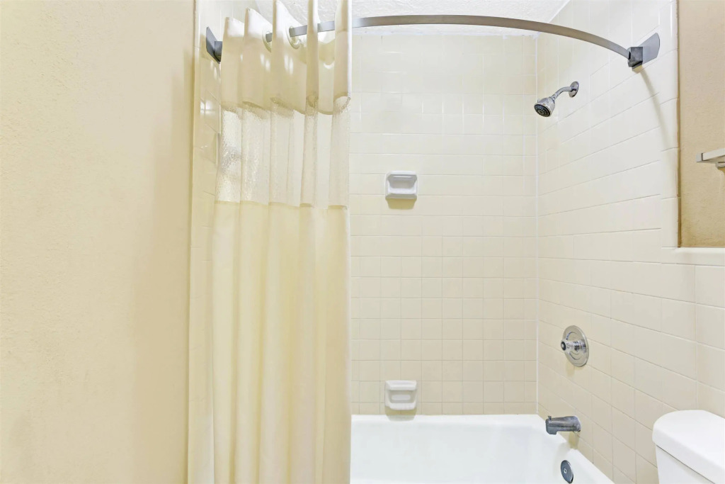 Williamsburg Suites