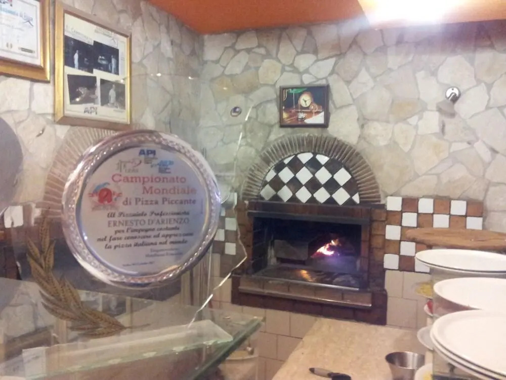 Albergo Ristorante Bar Pizzeria La Lanterna