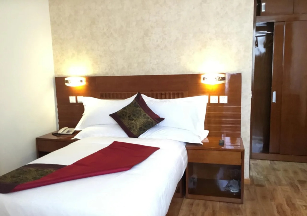 Marcen Addis Hotel