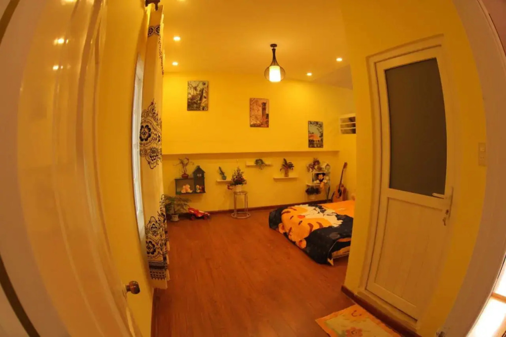 Fullhouse Homestay
