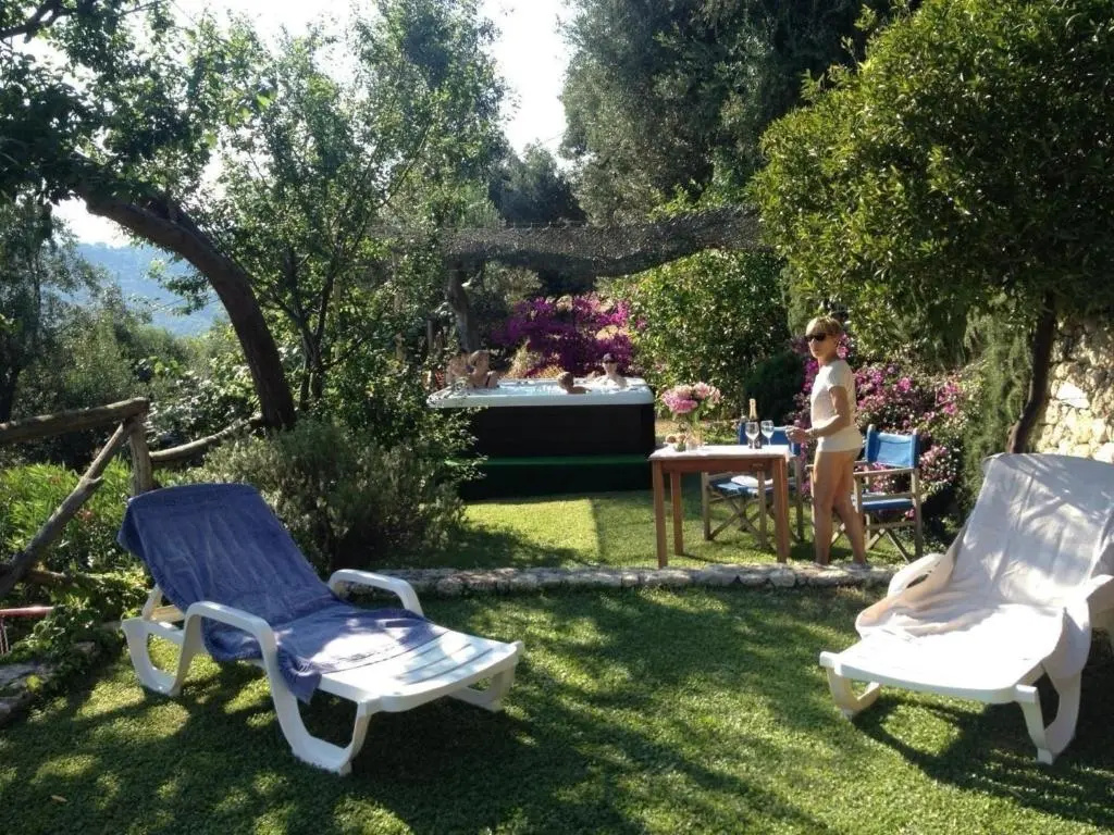 Ferienwohnung für 4 Personen 2 Kinder ca 50 m in Finale Ligure, Italienische Riviera Palmenriviera