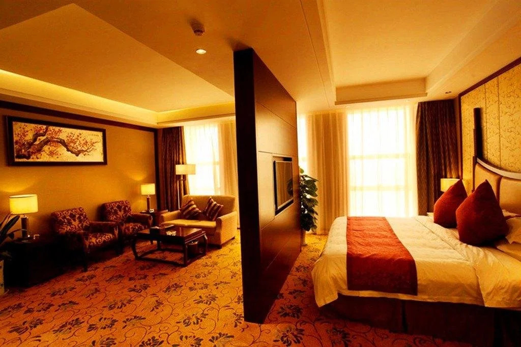Zhongle Baihua Hotel