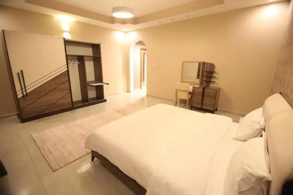 Alfaswal Alarbaah Serviced Apartment