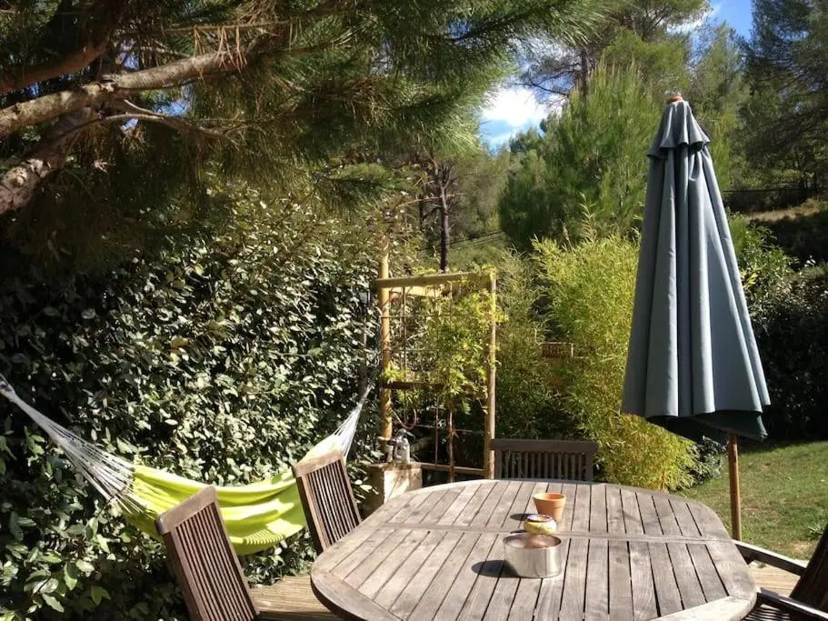 Bulle de tendresse en Provence - Parking Piscine & Jaccuzzi - Peypin