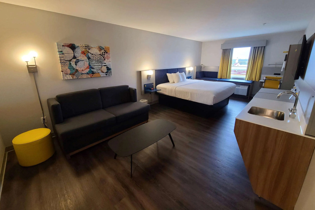 Microtel Inn & Suites by Wyndham Milford