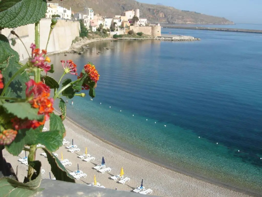 Hotel Al Madarig