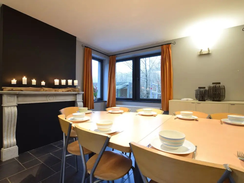 Spacious Durbuy group stay