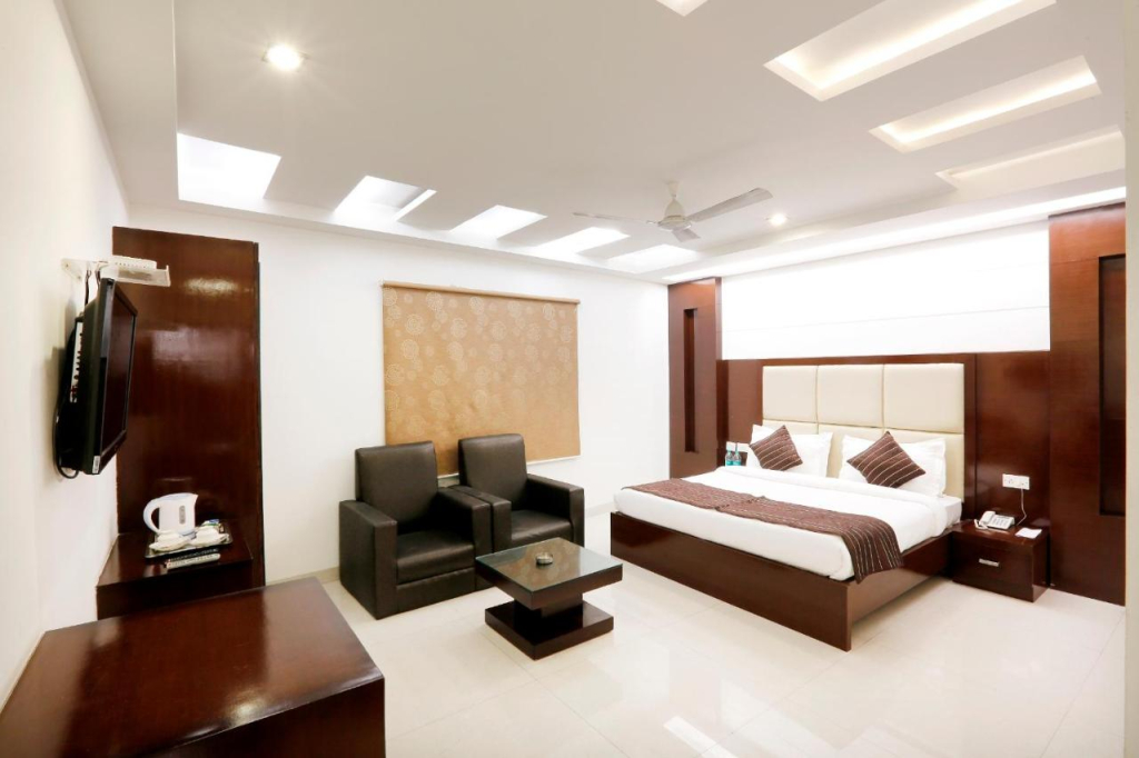 Hotel Anand Lok Inn at Delhi Airport By Arch Group