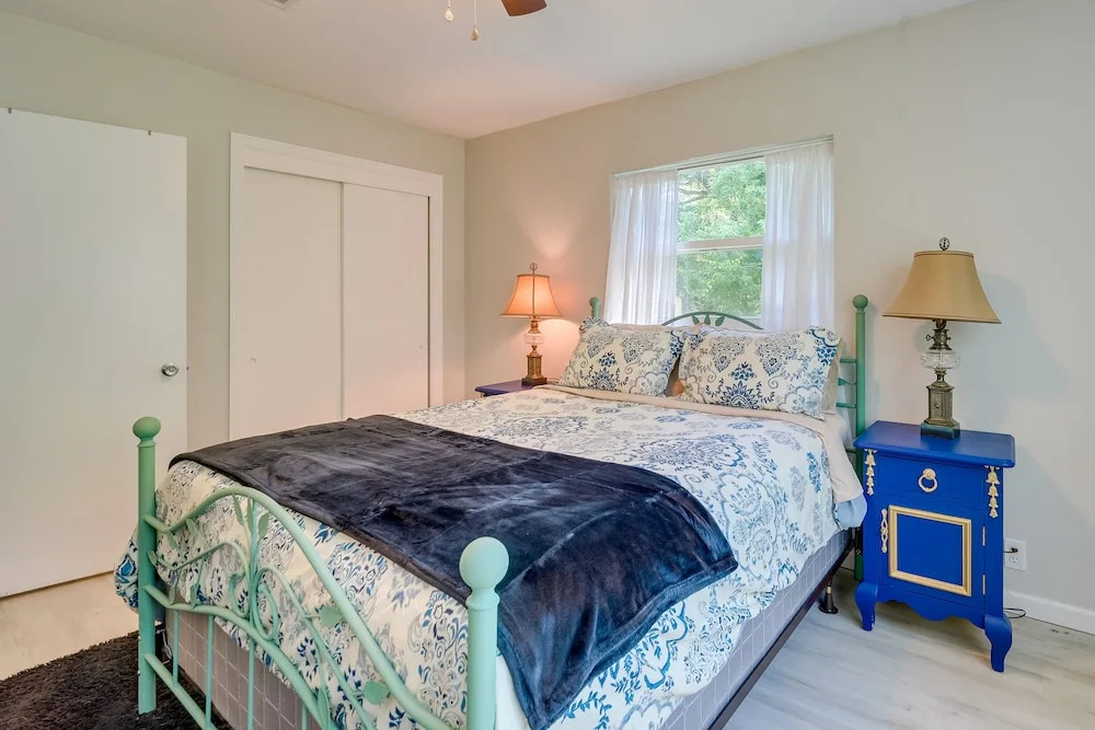 Single-story Ocala Home w/ Porch - Near Wec!