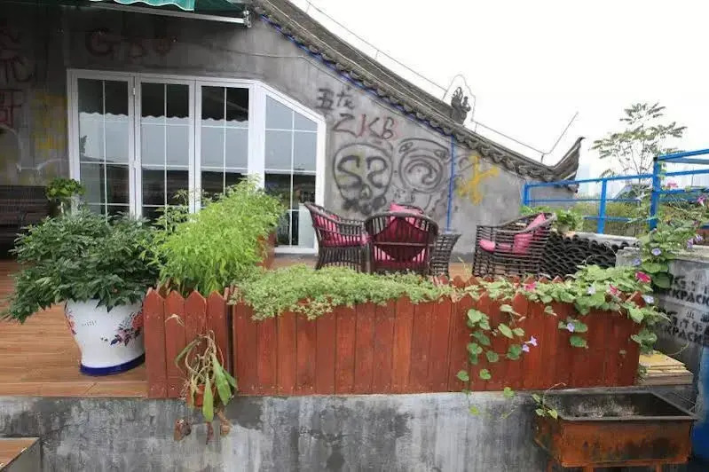 Zerg Backpackers Youth Hostel