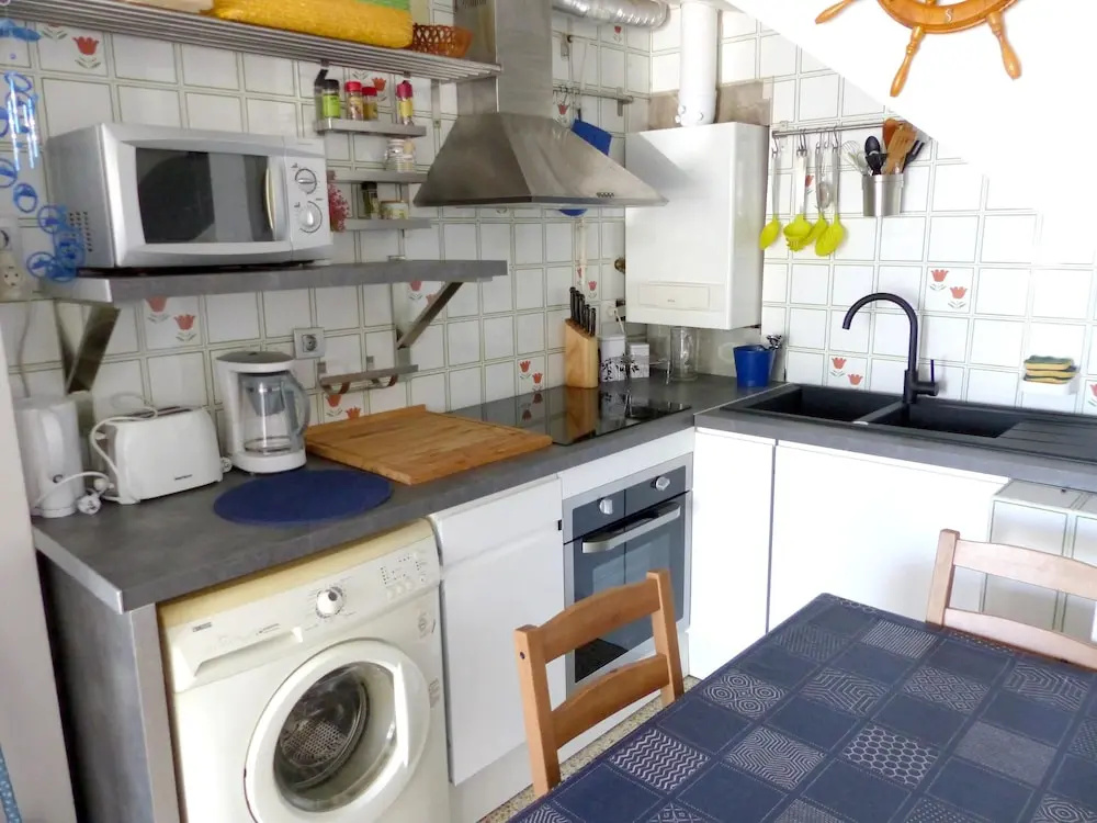 House With one Bedroom in Roses, With Wonderful sea View, Furnished Terrace and Wifi Near the Beach