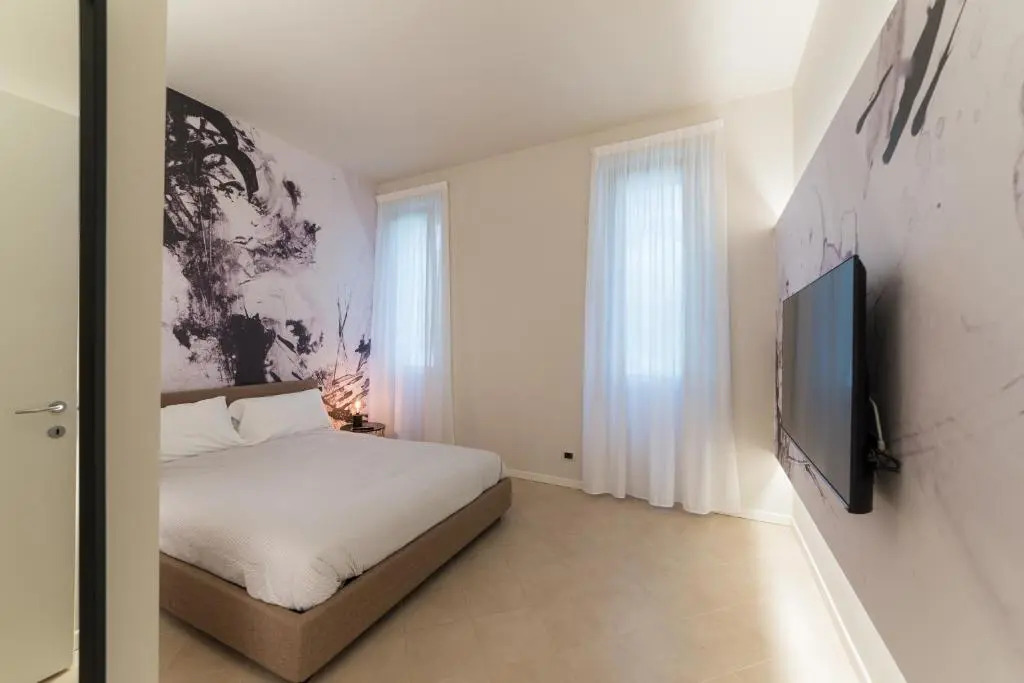 DV Garda Suite
