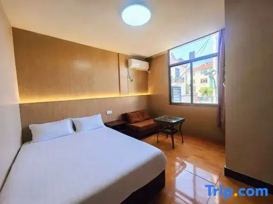 Qingjie Hostel