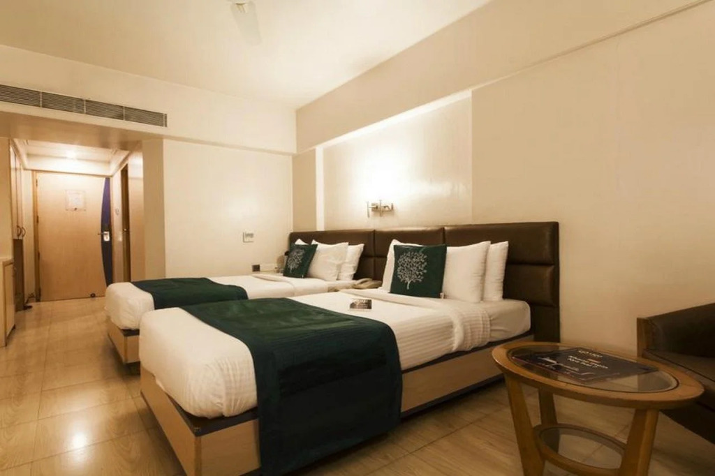 Hotel Suncity Residency