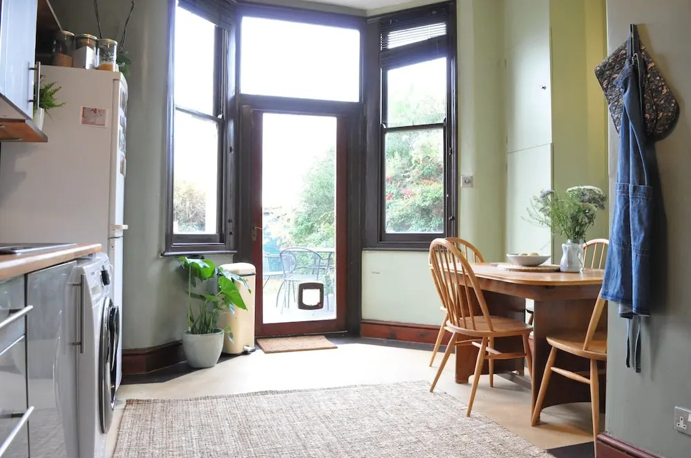 2 Bedroom Flat With Garden in New Cross