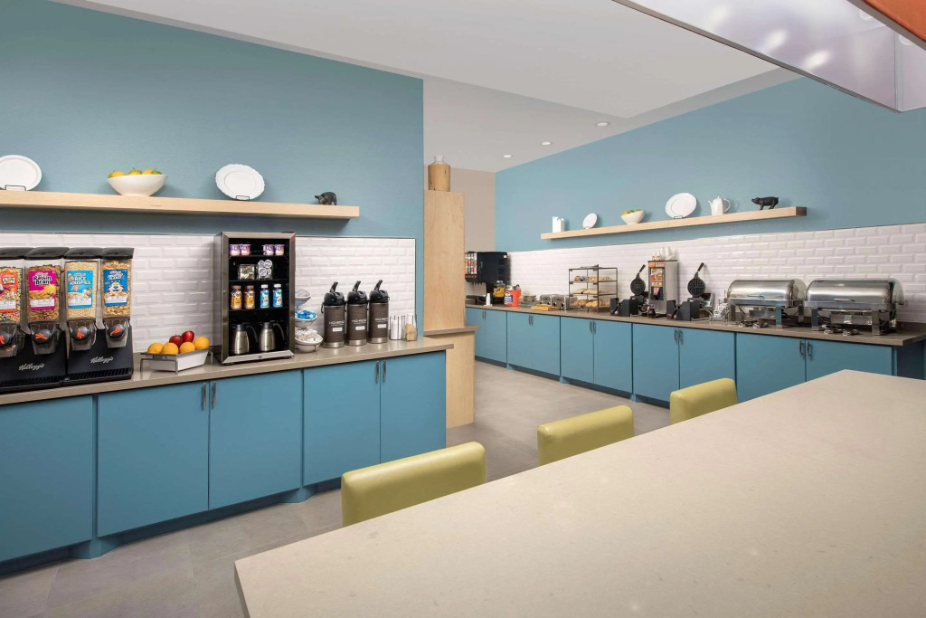 Country Inn & Suites by Radisson, Humble IAH East