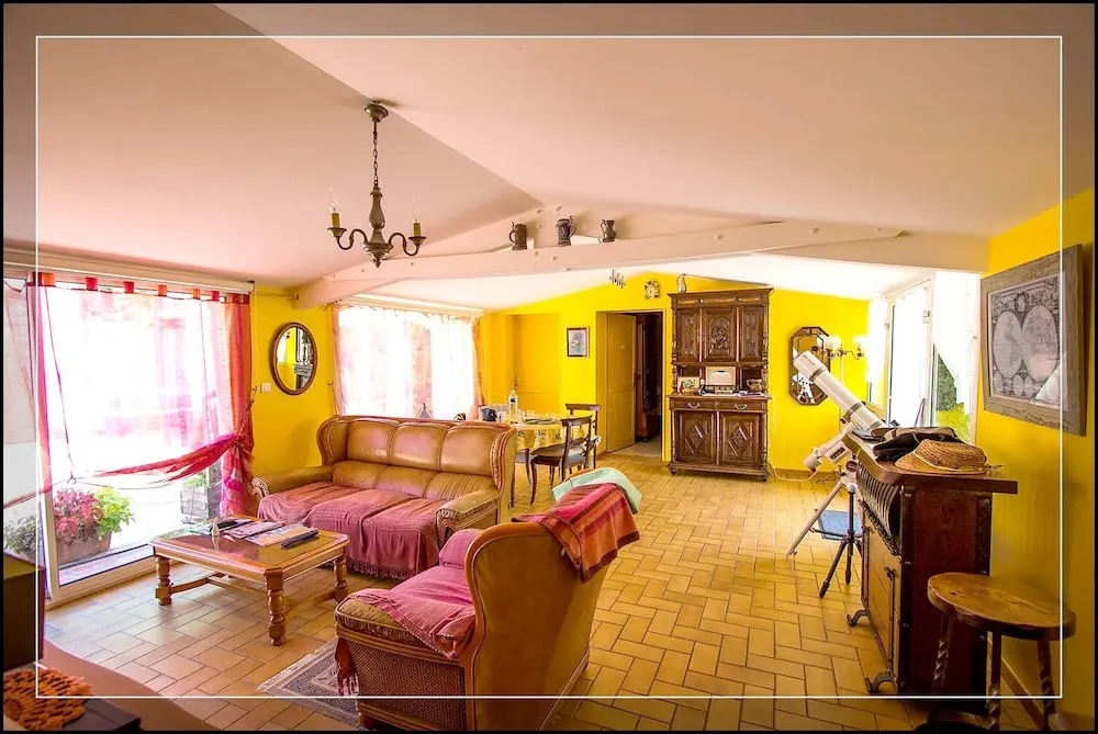 House With 2 Bedrooms In Carpentras With Shared Pool Enclosed Garden And Wifi 31 Km From The Slopes