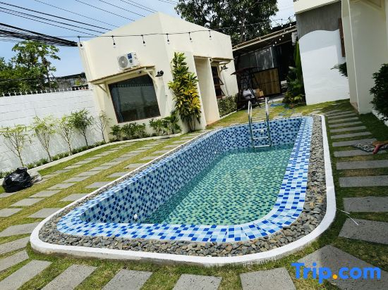 MON House