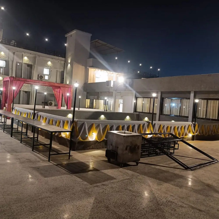 hotel mahamaya