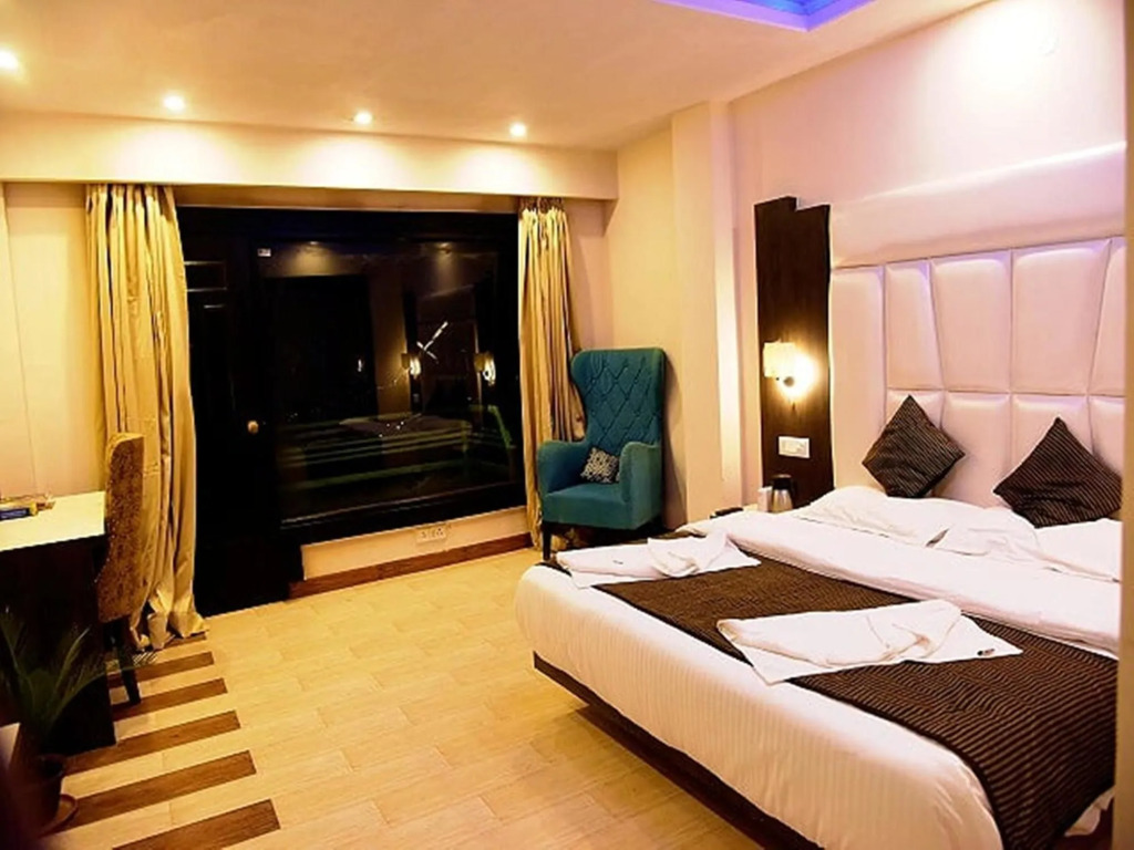 Aachman Nature Valley Resort Mashobra BY NAINA STAYCATION- Private Parking - Balcony and valley view Rooms