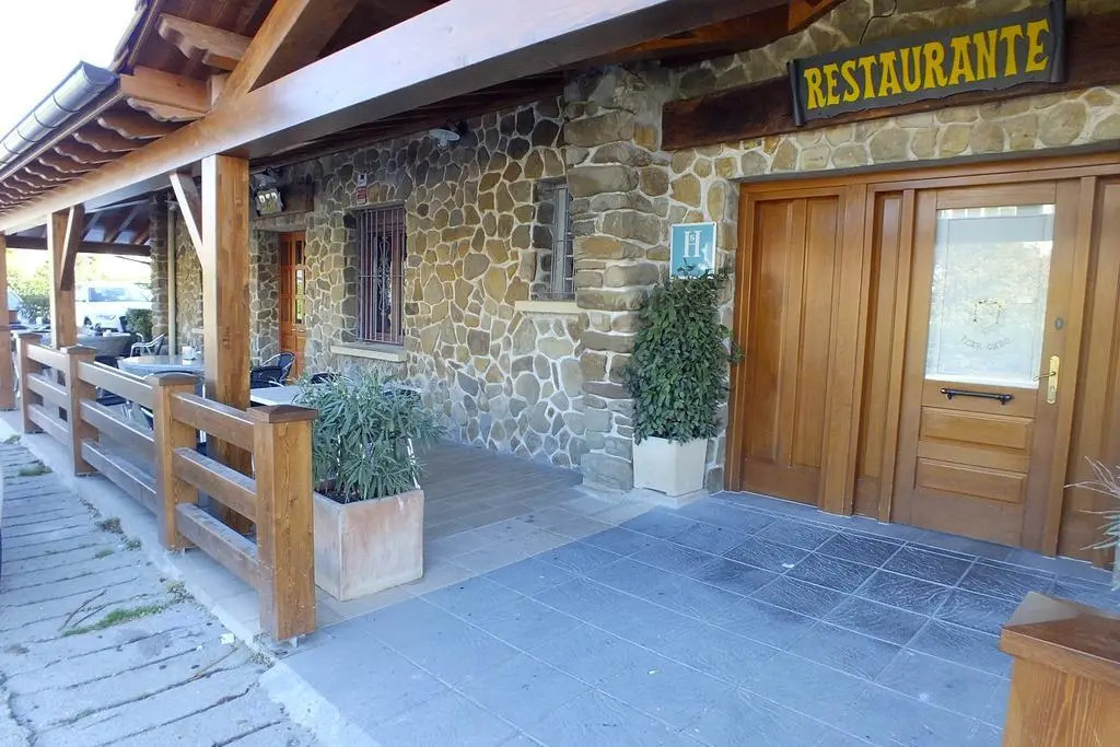 Hostal Izar-Ondo