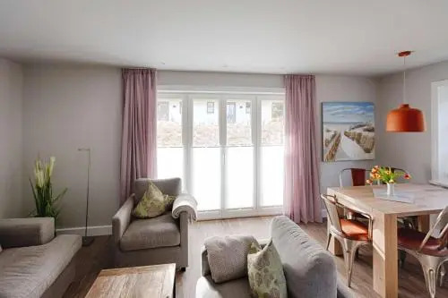 Rantum Dorf - Ferienappartments im alten Inselbahnhof