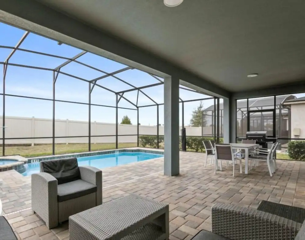 9 Bed 6.5 Bath Solara Resort 9 Bedroom Home by RedAwning