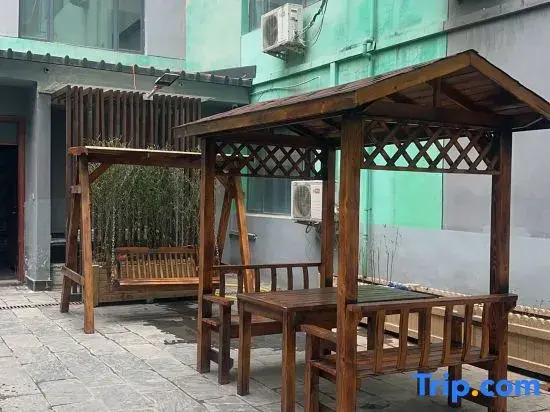 Zhetu Business Hotel (Shijiazhuang Nan Santiao Pedestrian Street Leta Center)
