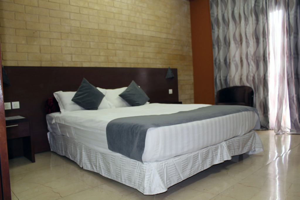 Gestone Hotel & Restaurant