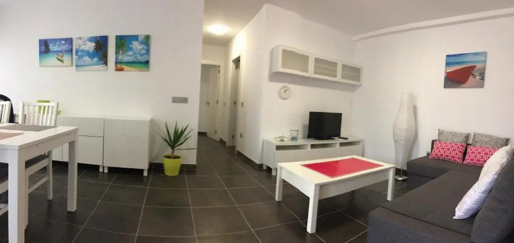 TOP New apartment center Los Cristianos