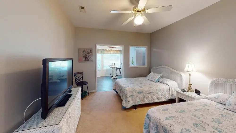 River Creek 2 Unit 2002