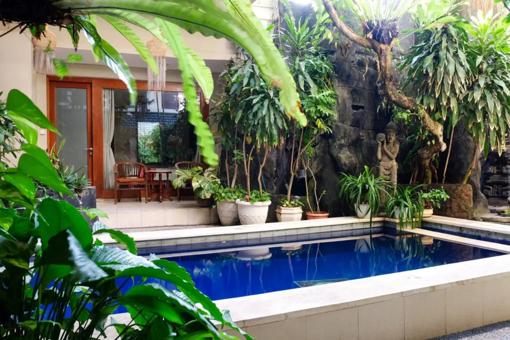 Townhouse Oak Sus Cottage Near Legian Beach