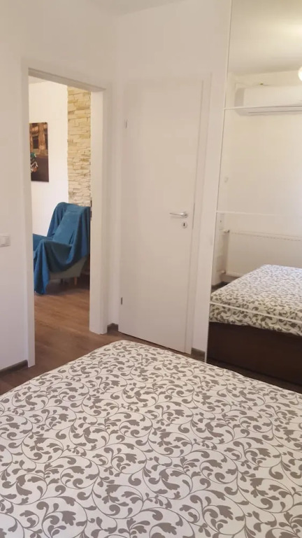 Balcescu Apartment 33